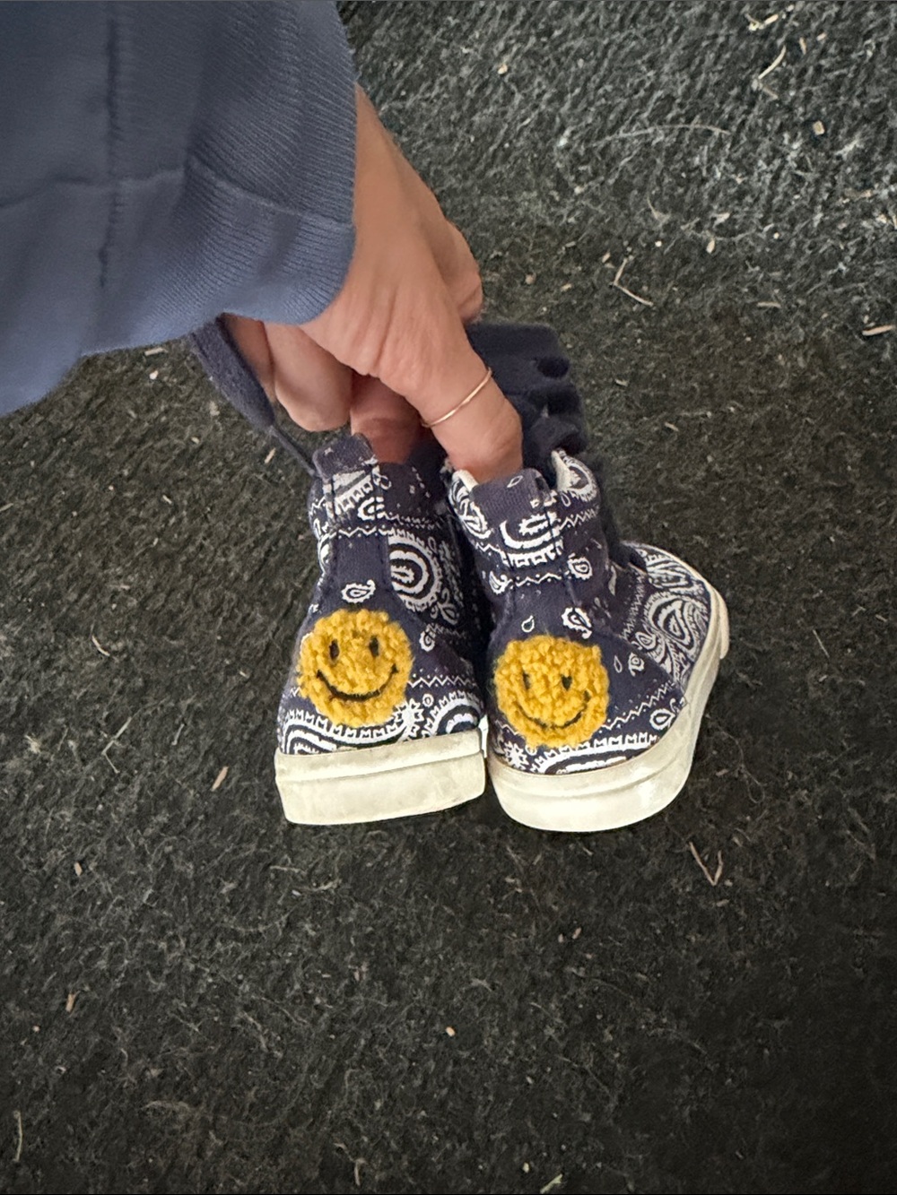 Toddler size 4 High-Top Sneakers with Navy Bandana Print and Yellow smile Accent - Picture 2 of 6